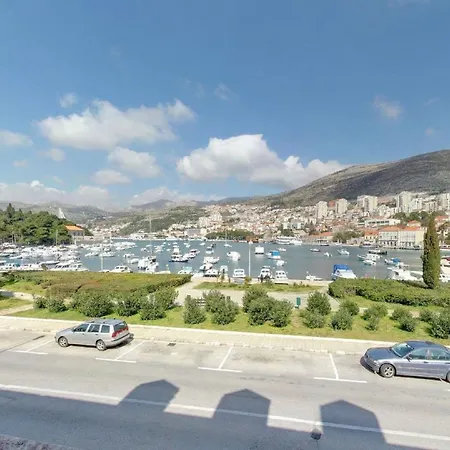 Apartment Mihe - Two-bedroom With Balcony And Sea View Dubrovnik