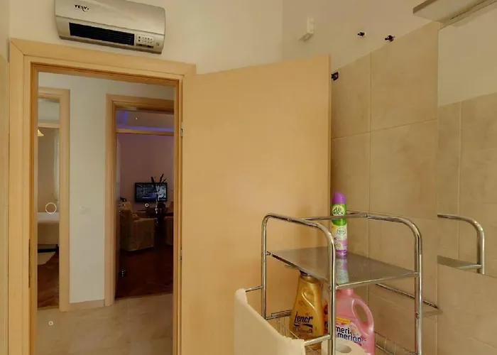 Mihe - Two-bedroom With Balcony And Sea View *